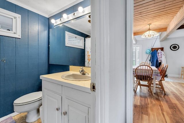 2231 Meetinghouse Way, Barnstable, MA 02668