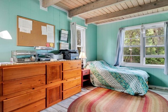 2231 Meetinghouse Way, Barnstable, MA 02668