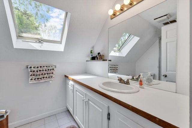 2231 Meetinghouse Way, Barnstable, MA 02668