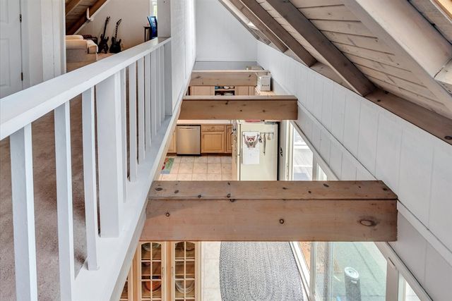 2231 Meetinghouse Way, Barnstable, MA 02668