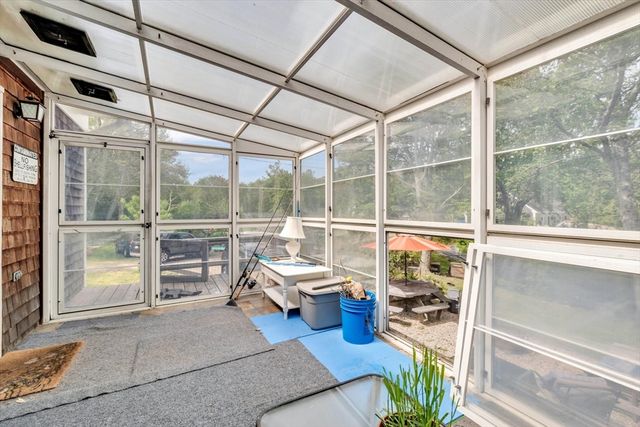 2231 Meetinghouse Way, Barnstable, MA 02668