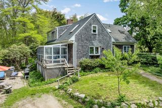 2231 Meetinghouse Way, Barnstable, MA 02668