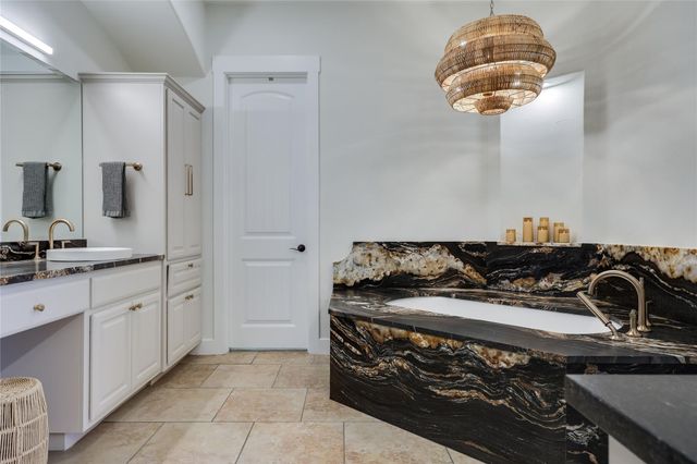9512 Vera Cruz RD, Austin, TX 78737