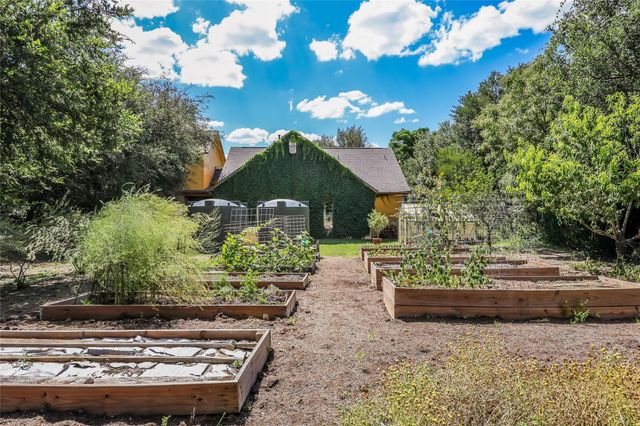 9512 Vera Cruz RD, Austin, TX 78737
