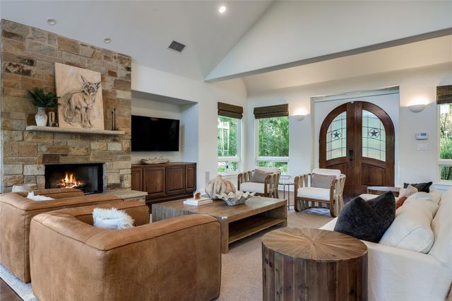 9512 Vera Cruz RD, Austin, TX 78737