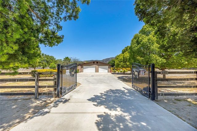 37055 De Portola Rd, Temecula, CA 94592