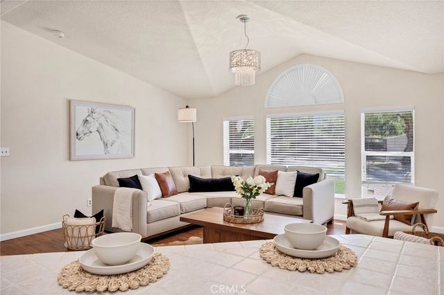 37055 De Portola Rd, Temecula, CA 94592