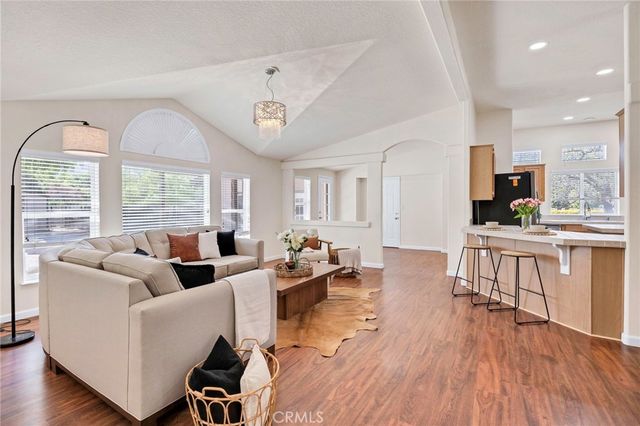 37055 De Portola Rd, Temecula, CA 94592