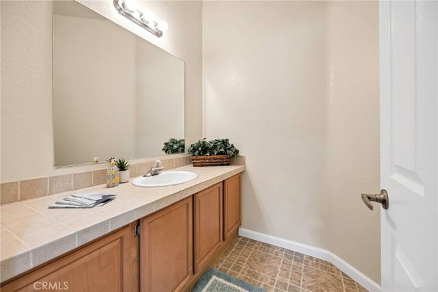 37055 De Portola Rd, Temecula, CA 94592