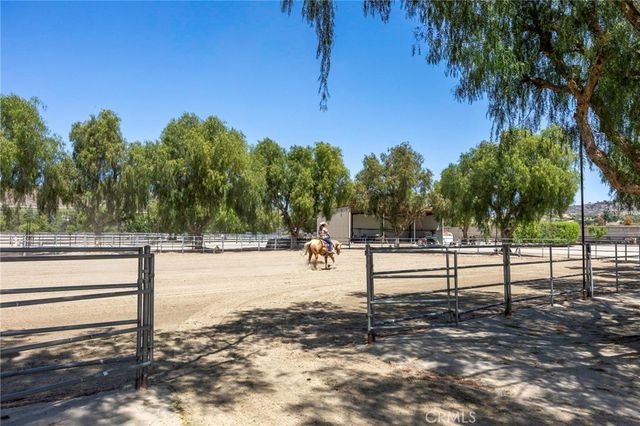 37055 De Portola Rd, Temecula, CA 94592
