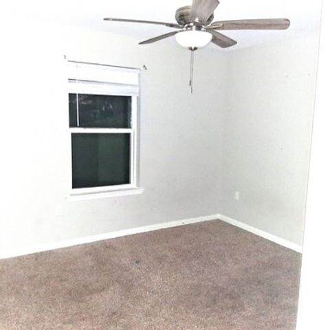 207 E Mccoulskey Street, Terrell, TX 75160