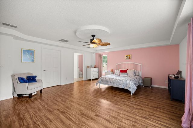 8490 SE 110TH STREET ROAD, Belleview, FL 34420