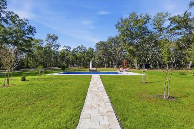 8490 SE 110TH STREET ROAD, Belleview, FL 34420