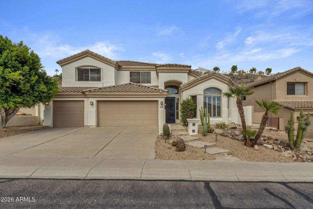614 E BROOKWOOD Court, Phoenix, AZ 85048 — exterior
