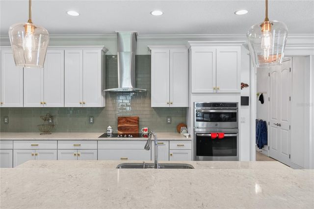 3905 AQUILLA DRIVE, Lakeland, FL 33810