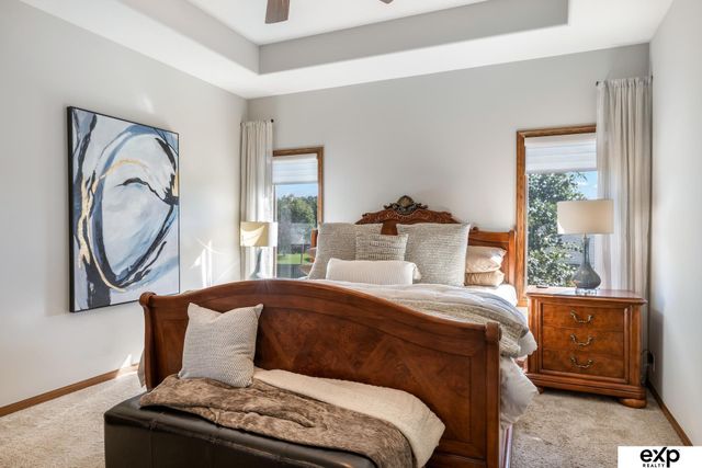 19329 J Street, Omaha, NE 68135