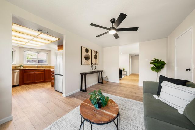 4064 Birchgrove Way, Sacramento, CA 95826