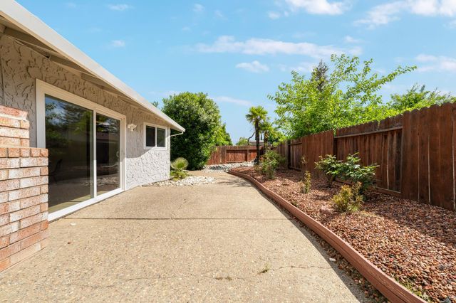 4064 Birchgrove Way, Sacramento, CA 95826