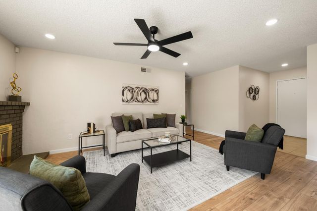 4064 Birchgrove Way, Sacramento, CA 95826