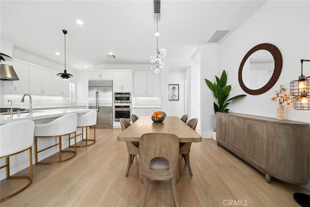 427 Flycatcher, Irvine, CA 92618