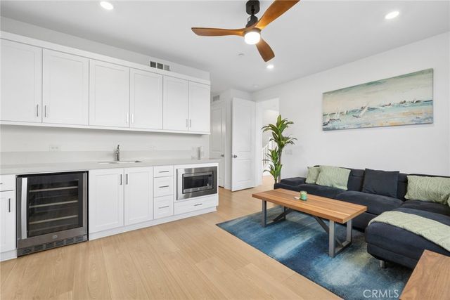 427 Flycatcher, Irvine, CA 92618