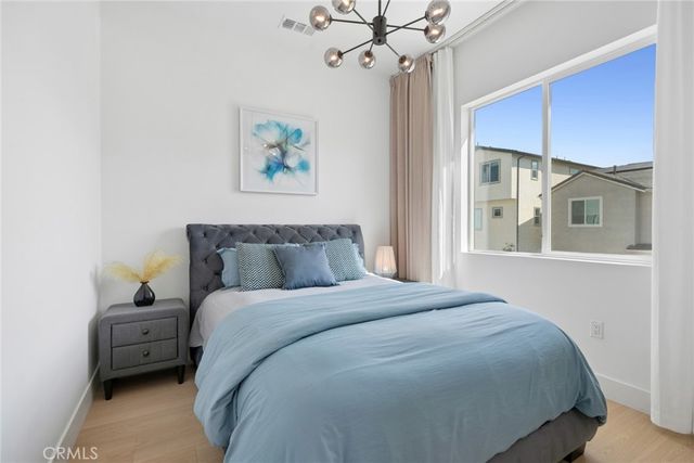 427 Flycatcher, Irvine, CA 92618