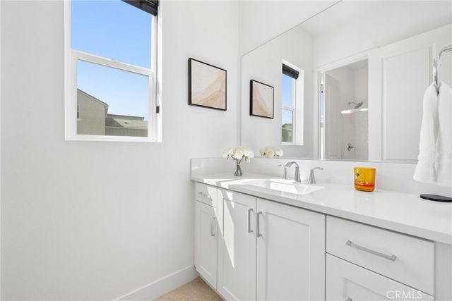 427 Flycatcher, Irvine, CA 92618