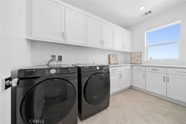 427 Flycatcher, Irvine, CA 92618
