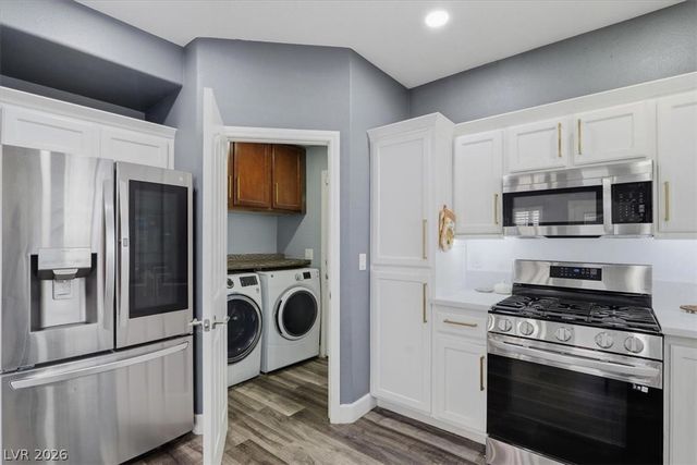 3624 Twinbreeze Way, Las Vegas, NV 89129