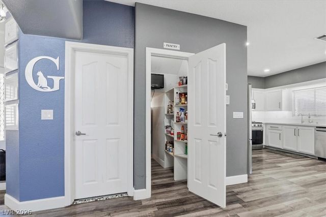 3624 Twinbreeze Way, Las Vegas, NV 89129