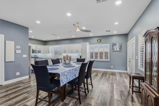 3624 Twinbreeze Way, Las Vegas, NV 89129