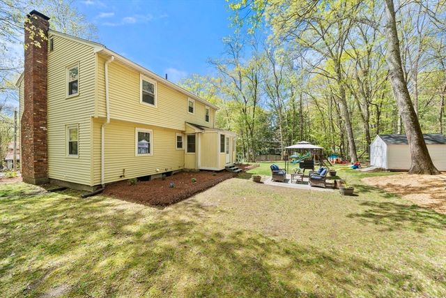 541 Flagg Hill Rd, Boxborough, MA 01719