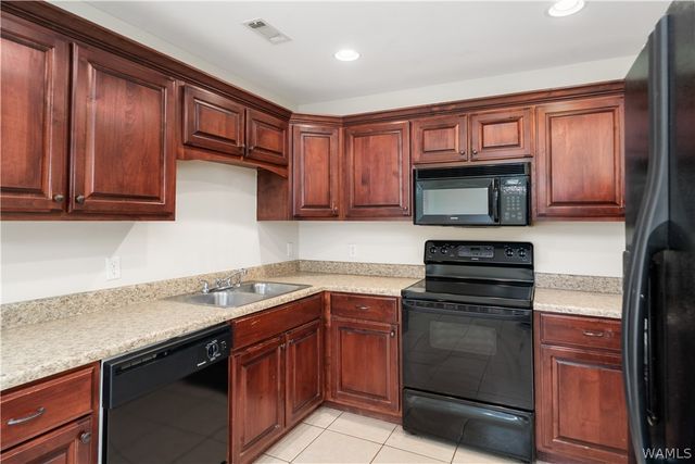 172 Roscommon, Tuscaloosa, AL 35405