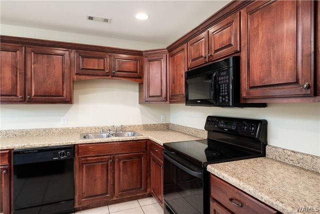 172 Roscommon, Tuscaloosa, AL 35405