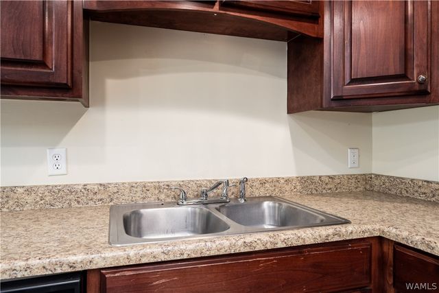 172 Roscommon, Tuscaloosa, AL 35405