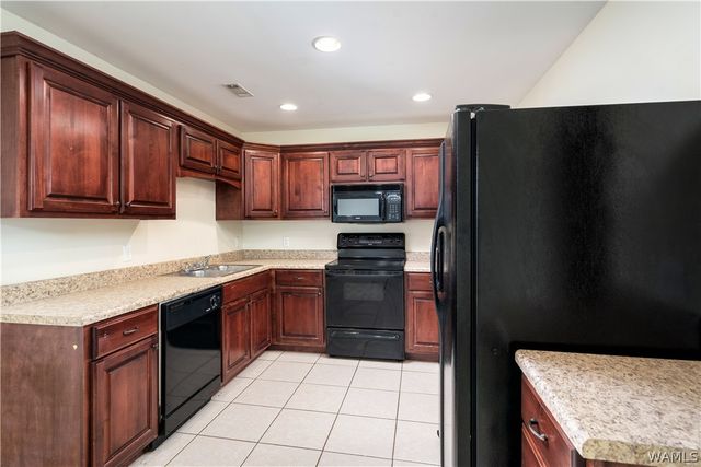 172 Roscommon, Tuscaloosa, AL 35405