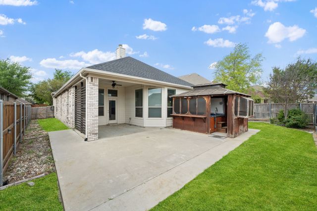 588 Louder Way, Fate, TX 75087