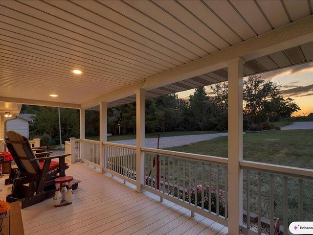 7073 W GILLESPIE BRIDGE RD, Columbia, MO 65203
