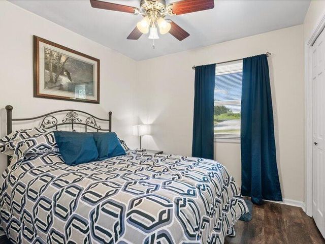 7073 W GILLESPIE BRIDGE RD, Columbia, MO 65203
