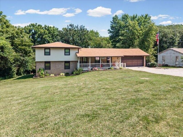7073 W GILLESPIE BRIDGE RD, Columbia, MO 65203