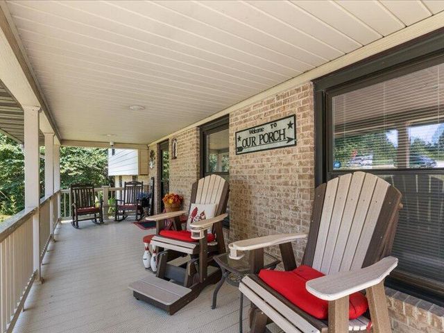 7073 W GILLESPIE BRIDGE RD, Columbia, MO 65203