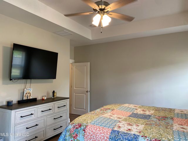 7414 Crosswinds Boulevard, Hernando, MS 38632