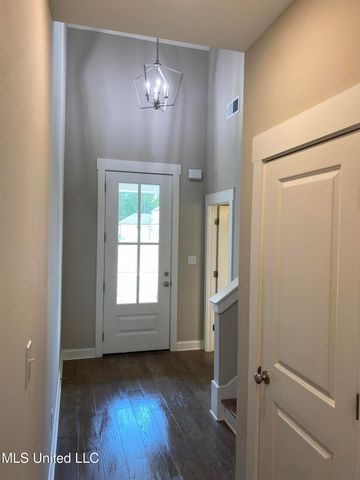 7414 Crosswinds Boulevard, Hernando, MS 38632