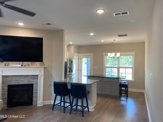 7414 Crosswinds Boulevard, Hernando, MS 38632