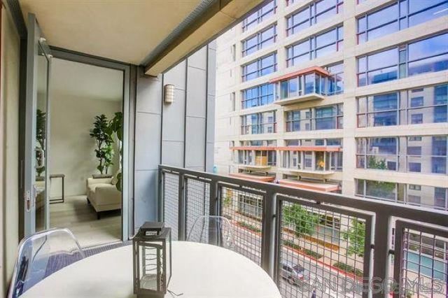 1150 J St 418, San Diego, CA 92101