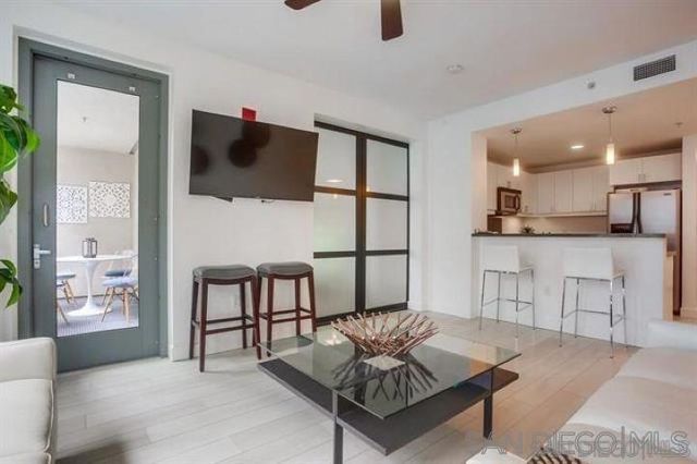1150 J St 418, San Diego, CA 92101