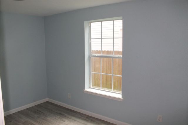1015 30th Street 1, Galveston, TX 77550