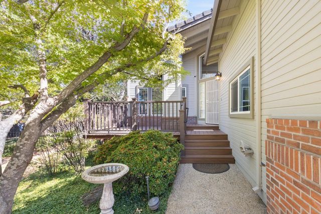 2626 Julie Ct, Cameron Park, CA 95682
