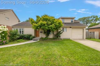 22470 Wildwood Street, Saint Clair Shores, MI 48081
