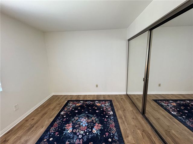18408 Hatteras 13, Tarzana, CA 91356
